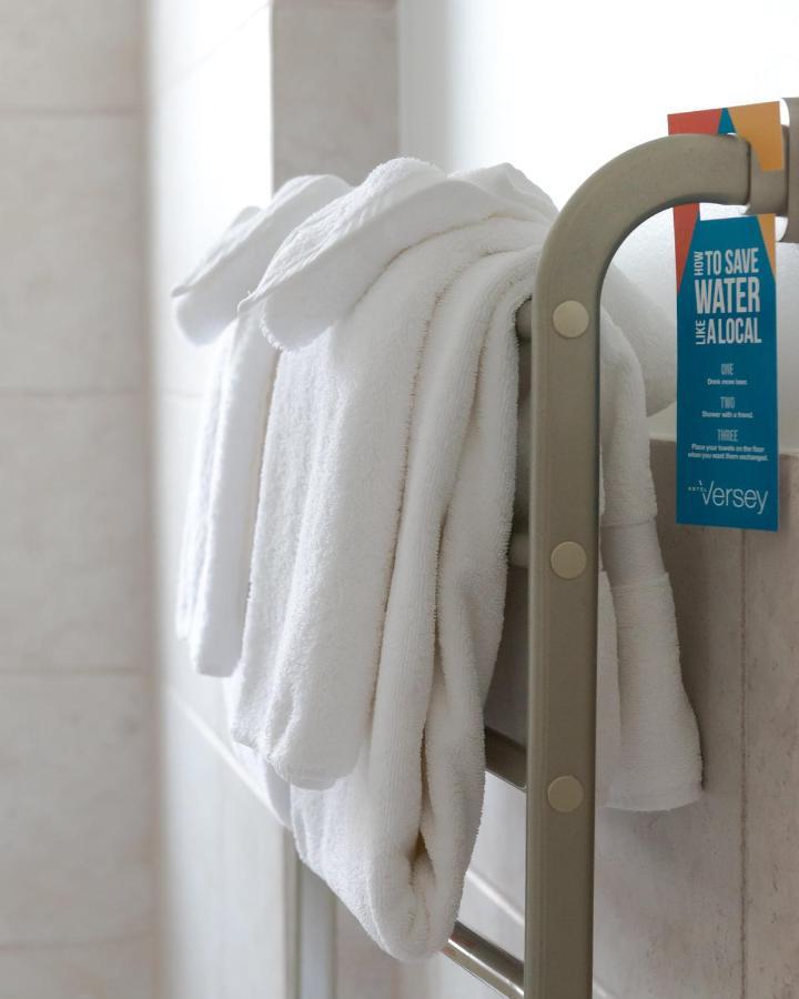 Hotel Versey Chicago Lincoln Park Bagian luar foto